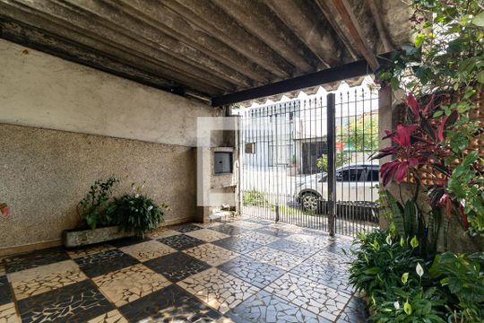 Garagem de casa para alugar com 2 quartos, 111m² em Vila Marte, São Paulo