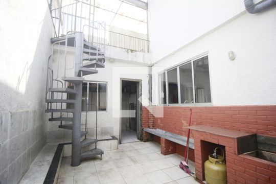 Churrasqueira-Garagem de casa à venda com 4 quartos, 140m² em Indianópolis, São Paulo