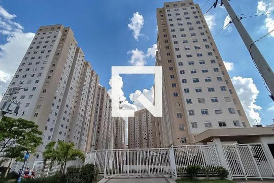 Fachada de apartamento para alugar com 2 quartos, 32m² em Parque Fongaro, São Paulo