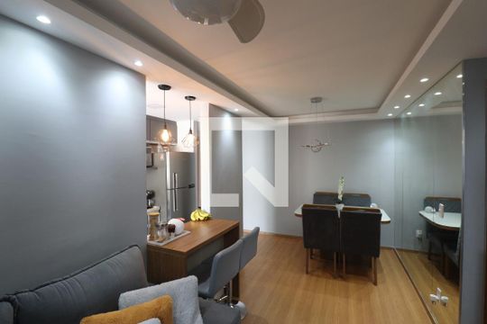 Sala de apartamento para alugar com 2 quartos, 80m² em Alcantara, São Gonçalo