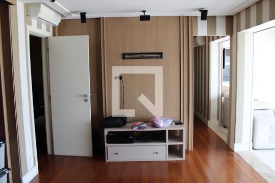 Quarto 4 de apartamento para alugar com 4 quartos, 360m² em Santa Teresinha, São Paulo