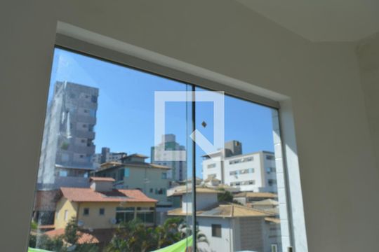 Suite de apartamento à venda com 3 quartos, 160m² em Europa, Contagem