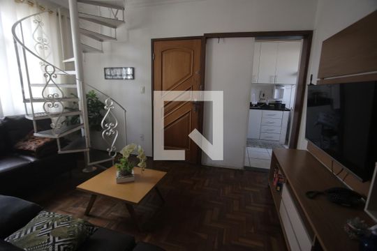 Sala de apartamento à venda com 3 quartos, 150m² em Alto Barroca, Belo Horizonte