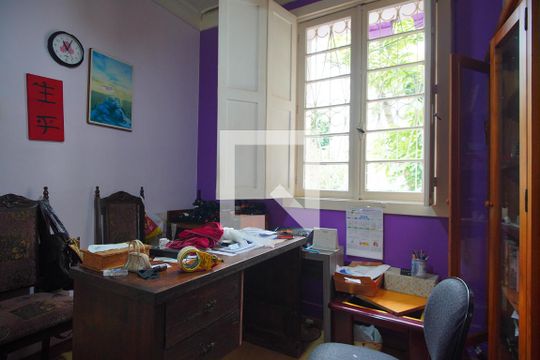 Escritório de casa à venda com 2 quartos, 280m² em Floresta, Porto Alegre