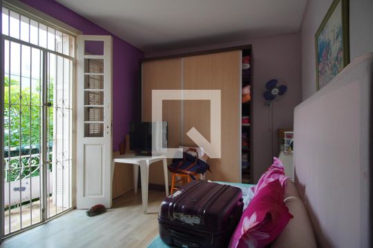 Quarto 1 de casa à venda com 2 quartos, 280m² em Floresta, Porto Alegre