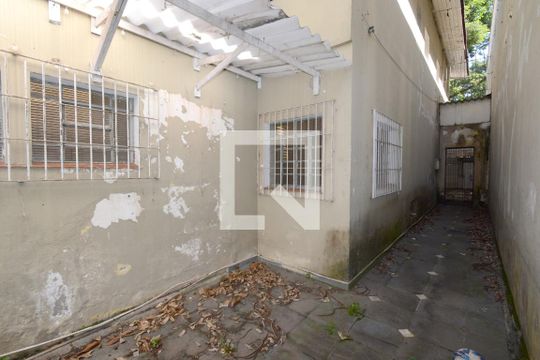 Quintal de casa à venda com 3 quartos, 195m² em Vila Sofia, São Paulo