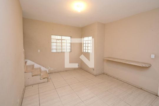 Sala de Jantar de casa à venda com 3 quartos, 195m² em Vila Sofia, São Paulo
