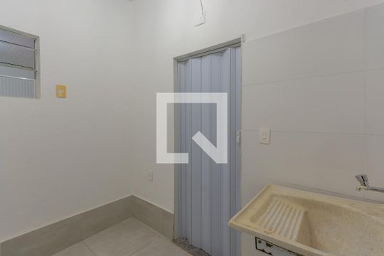 Área de Serviço de casa para alugar com 2 quartos, 110m² em Jaraguá, Belo Horizonte