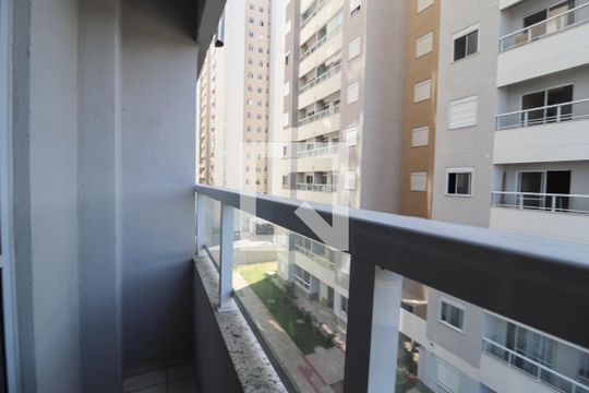 Sacada Sala de apartamento para alugar com 2 quartos, 47m² em Ponte Sao Joao, Jundiaí
