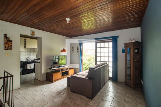 Casa à venda com 4 quartos, 120m² em Nonoai, Porto Alegre
