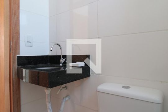 Banheiro Social de apartamento para alugar com 2 quartos, 55m² em Manacás, Belo Horizonte