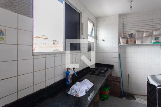 Cozinha e Área de Serviço de apartamento à venda com 3 quartos, 88m² em Alto da Xv, Belo Horizonte