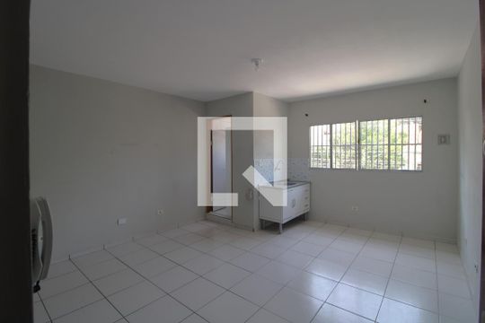 Quarto de kitnet/studio para alugar com 1 quarto, 23m² em Cidade Dutra, São Paulo