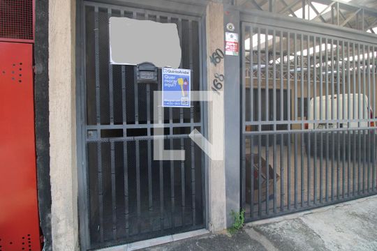 Fachada de kitnet/studio para alugar com 1 quarto, 23m² em Cidade Dutra, São Paulo