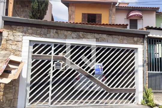 Fachada de casa à venda com 3 quartos, 111m² em Vila dos Remédios, São Paulo