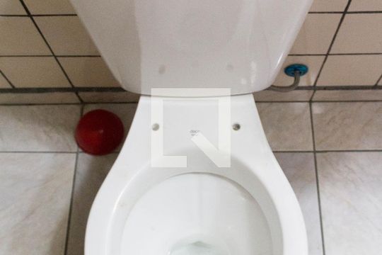 Lavabo de casa à venda com 3 quartos, 111m² em Vila dos Remédios, São Paulo