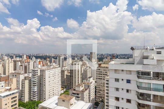 Vista de apartamento para alugar com 3 quartos, 110m² em Cerqueira César, São Paulo