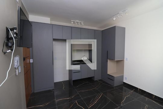 Kitnet/Studio para alugar com 0 quarto, 18m² em Vila Matilde, São Paulo