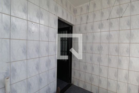 Área de Serviço de casa para alugar com 2 quartos, 139m² em Martins, Uberlândia