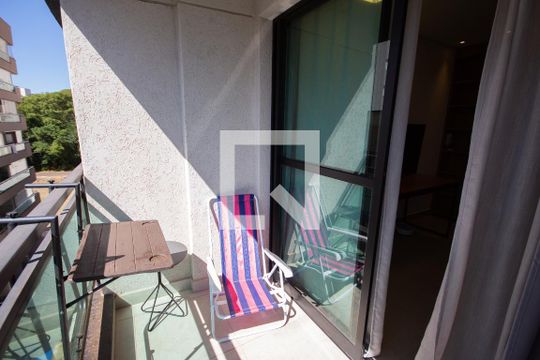 Sacada de kitnet/studio para alugar com 1 quarto, 35m² em Jardim Botânico, Ribeirão Preto