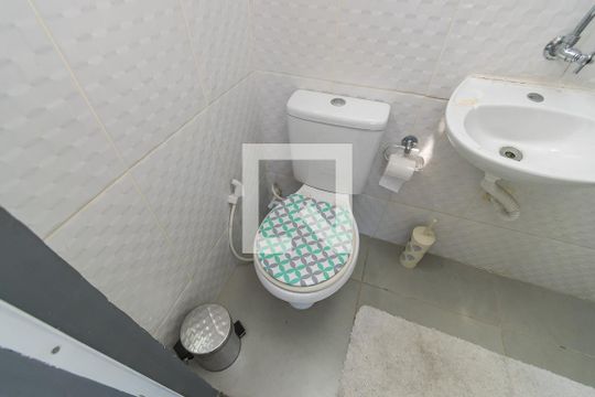  Terraço - Banheiro de apartamento para alugar com 2 quartos, 100m² em Brás de Pina, Rio de Janeiro