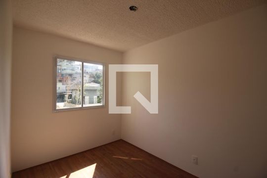 Quarto 1 de apartamento para alugar com 1 quarto, 26m² em Jardim Itacolomi, São Paulo