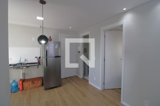 Sala de apartamento para alugar com 2 quartos, 34m² em Jardim Prudência, São Paulo