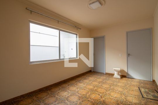 Casa à venda com 4 quartos, 258m² em Bom Jesus, Porto Alegre