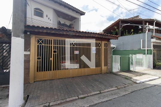 Fachada de casa à venda com 4 quartos, 101m² em Jardim Brasil (zona Norte), São Paulo