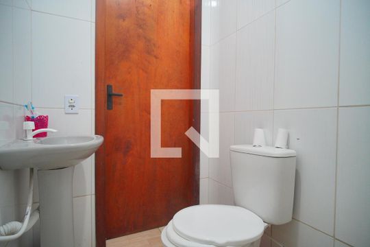 Banheiro de casa à venda com 2 quartos, 370m² em Canudos, Novo Hamburgo