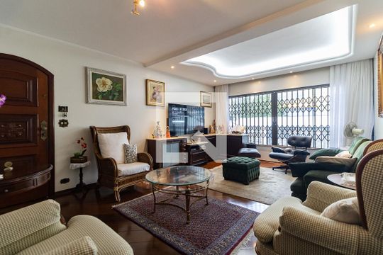 Casa para alugar com 3 quartos, 196m² em Vila Moraes, São Paulo