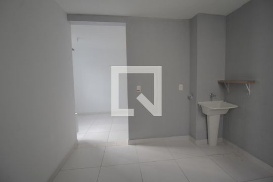 Cozinha e Área de Serviço de apartamento à venda com 2 quartos, 47m² em Olaria, Canoas