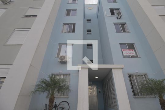 Fachada do bloco de apartamento à venda com 2 quartos, 47m² em Olaria, Canoas