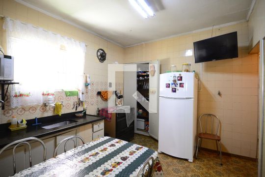 Cozinha de casa à venda com 3 quartos, 200m² em Vila Dom Pedro I, São Paulo