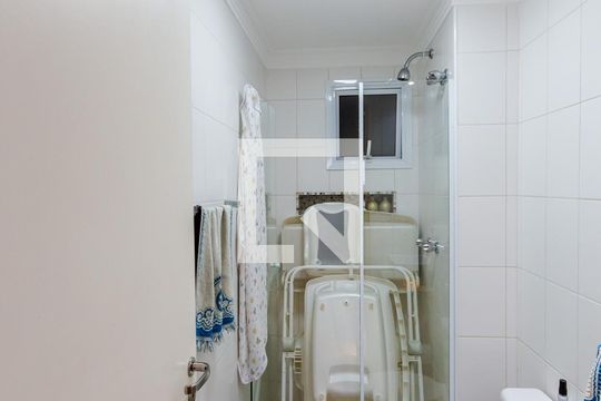 Banheiro de apartamento à venda com 2 quartos, 77m² em Campestre, Santo André