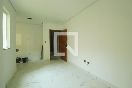 Sala de apartamento à venda com 2 quartos, 82m² em Vila Curuçá, Santo André