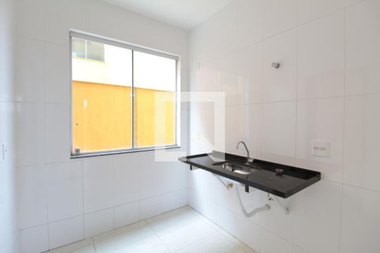 Cozinha de apartamento para alugar com 1 quarto, 56m² em Jardim Leblon, Belo Horizonte