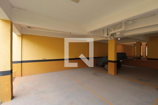 Garagem de apartamento para alugar com 1 quarto, 56m² em Jardim Leblon, Belo Horizonte