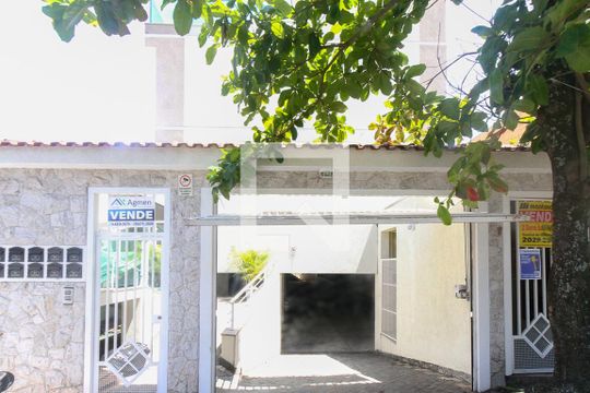 Fachada de casa de condomínio à venda com 2 quartos, 112m² em Vila Alpina, São Paulo