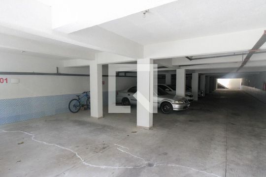 Garagem de casa de condomínio à venda com 2 quartos, 112m² em Vila Alpina, São Paulo