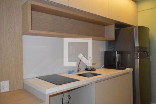 Cozinha de apartamento para alugar com 1 quarto, 27m² em Vila Mariana, São Paulo