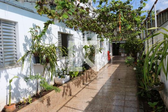 Quintal de casa à venda com 3 quartos, 400m² em Santo Antônio, São Caetano do Sul