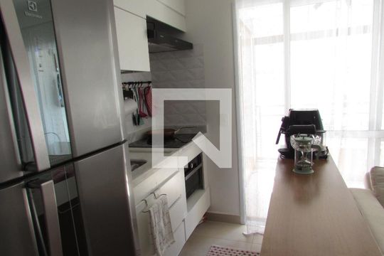 Cozinha  de apartamento para alugar com 1 quarto, 38m² em Morumbi, São Paulo