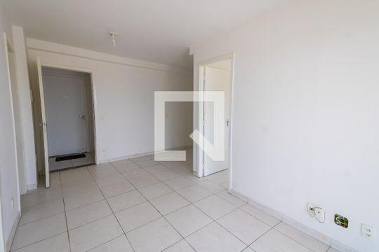 Sala de apartamento à venda com 2 quartos, 48m² em Jardim Santa Terezinha (zona Leste), São Paulo