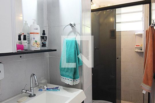 Banheiro Social de apartamento à venda com 2 quartos, 57m² em Paulicéia, São Bernardo do Campo