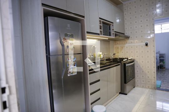 Cozinha de casa à venda com 2 quartos, 90m² em Vila Albertina, São Paulo