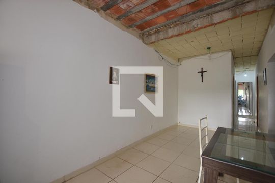 sala de casa à venda com 3 quartos, 760m² em Irajá, Rio de Janeiro
