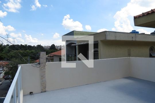 Varanda Quarto 1 de casa para alugar com 3 quartos, 225m² em Conjunto Residencial Vista Verde, São Paulo