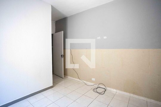 Quarto 1 de casa para alugar com 2 quartos, 63m² em Vila Nogueira, Diadema