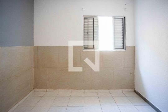 Quarto 1 de casa para alugar com 2 quartos, 63m² em Vila Nogueira, Diadema
